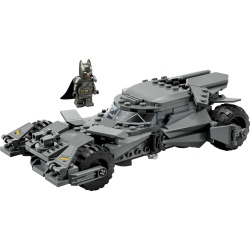 LEGO SUPER HEROES BATMOBILUL DIN BATMAN VS SUPERMAN 76331 - Img 3