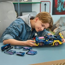 LEGO TECHNIC MASINA PERSONALIZATA FORD MUSTANG GT 42236 - Img 4