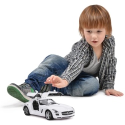 MASINA CU TELECOMANDA MERCEDES-BENZ SLS ALB SCARA 1 LA 14 - Img 3