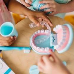 MELISSA AND DOUG SET DE JOACA SUPER SMILE LA DENTIST - Img 5