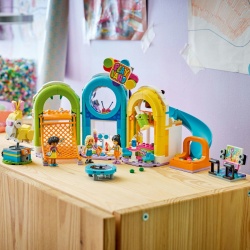LEGO FRIENDS LOC DE JOACA LA INTERIOR 42686 - Img 2
