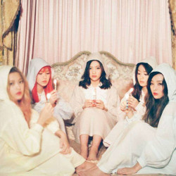Red Velvet - Velvet (CD)