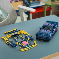 LEGO TECHNIC MASINA PERSONALIZATA FORD MUSTANG GT 42236 - Img 8