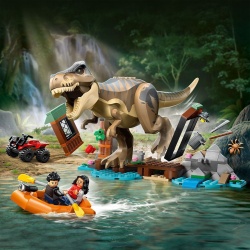 LEGO JURASSIC WORLD RENASTEREA EVADARE PE RAU DIN CALEA UNUI T REX 76975 - Img 7