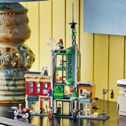 LEGO MARVEL OMUL PAIANJEN VS OSCORP 76324 - Img 5