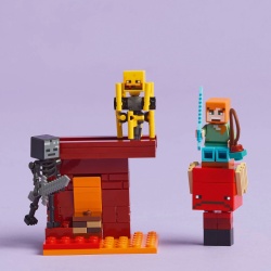 LEGO MINECRAFT BATALIE DEASUPRA LAVEI ÎN NETHER 21266 - Img 4
