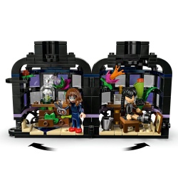 LEGO WEDNESDAY FLOARE DE DALIE NEAGRA 76784 - Img 7