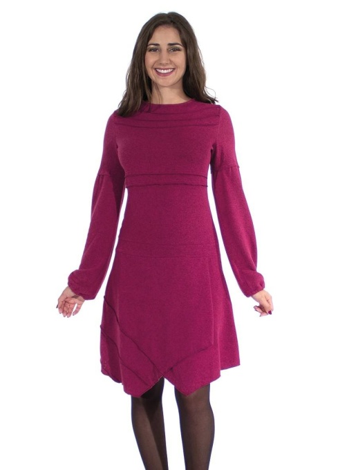 Rochie asimetrica din tricot