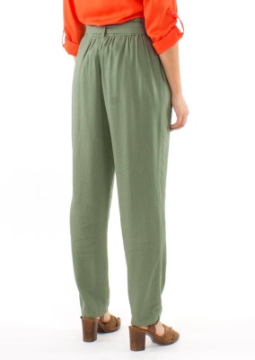 Pantaloni uni-chic cu pliuri - Img 3