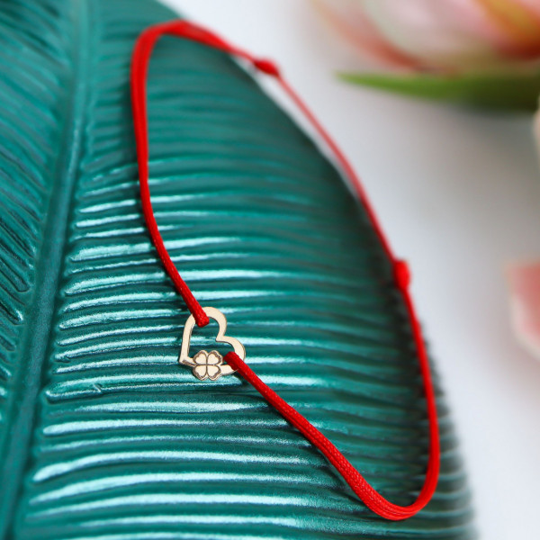 Bratara Heart Collection cu snur si inimioara cu trifoi din aur 14k