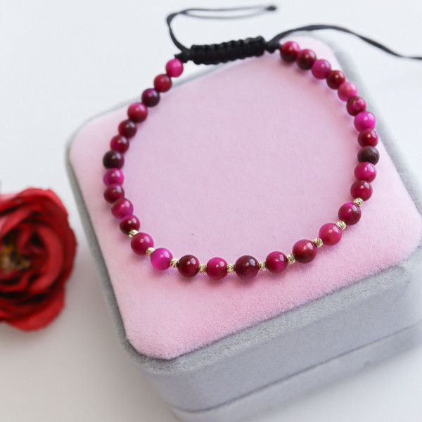 Brățara cu Agate Fuchsia si 10 bilute de 2mm din Aur 14k
