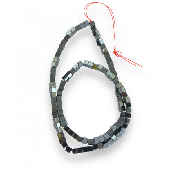 Hematite cubice 4mm ~ Șirag Aprox 100 buc