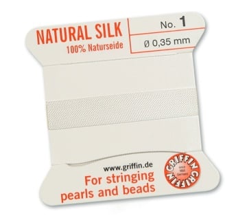 Ata pentru insirat Natural Silk 0.35mm - cu ac atasat - alb