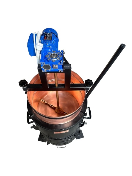 Cazan 60 litri cupru, magiun, zacusca, gem, basculant, cu focar pe lemne și amestecator electric