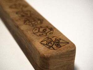 Natural Wood Dice Storage Box (Seven Dice) - Img 3
