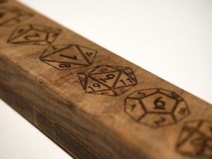 Natural Wood Dice Storage Box (Seven Dice) - Img 4