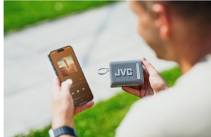 Boxa portabila JVC XS-E114G, 5W, radio FM, Bluetooth, IPX6, Litiu-ion 3,7 V / 2000 mAh, gri - Img 14
