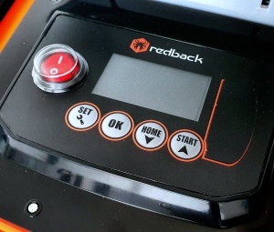 Redback RM24A-15 Robot de tuns gazon, 28V, 4Ah, 240mm, 25-65mm, 1500mp - Img 4