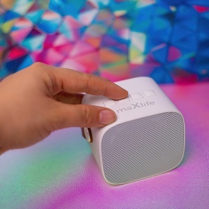 MINI BOXA KARAOKE CU MICROFON WIRELESS - ALB - Img 6