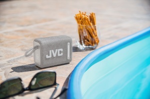 Boxa portabila JVC XS-E114G, 5W, radio FM, Bluetooth, IPX6, Litiu-ion 3,7 V / 2000 mAh, gri - Img 9