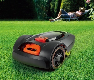 Redback RM18APP Robot automat de tuns gazon, 28V, 2Ah 180mm, 20-60mm, 600mp
