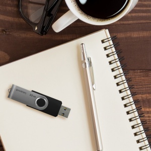 STICK USB 3.0 32GB GOODRAM - NEGRU - Img 7