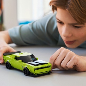 LEGO SPEED CHAMPIONS MASINA SPORT DODGE CHALLENGER SRT HELLCAT 77237 - Img 3