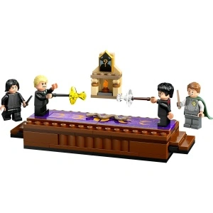 LEGO HARRY POTTER TM CASTELUL HOGWARTS CLUBUL DUELISTILOR 76441 - Img 1