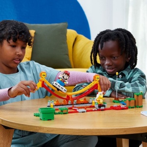 LEGO SUPER MARIO SET DE EXTINDERE PLIMBARE PE VALUL DE LAVA 71416 - Img 2