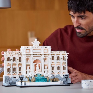 LEGO ARCHITECTURE FANTANA TREVI 21062 - Img 3