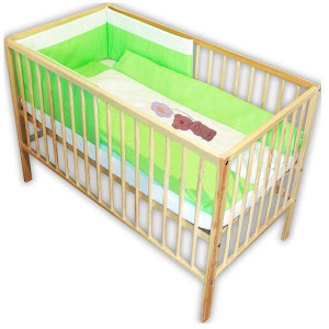 Lenjerie patut cu broderie Hubners Ursuletul Florar, 4 piese, verde
