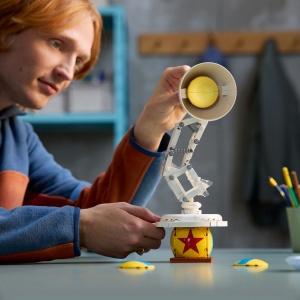 LEGO IDEAS DISNEY PIXAR LUXO JR 21357 - Img 2