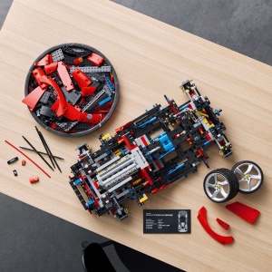 LEGO TECHNIC FERRARI DAYTONA SP3 42143 - Img 3