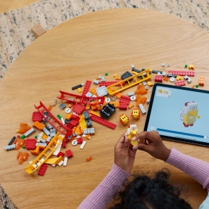 LEGO SUPER MARIO SET DE EXTINDERE PLIMBARE PE VALUL DE LAVA 71416 - Img 3