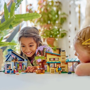 LEGO FRIENDS CASELE FAMILIALE ALE LUI OLLY SI PAISLEY 42620 - Img 2
