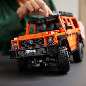 LEGO TECHNIC MERCEDES BENZ G 500 PROFESSIONAL LINE 42177 - Img 3