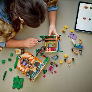 LEGO FRIENDS FERMA SI GRAJD PENTRU PONEI 42654 - Img 2