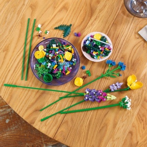 LEGO ICONS BUCHET DE FLORI DE CAMP 10313 - Img 3