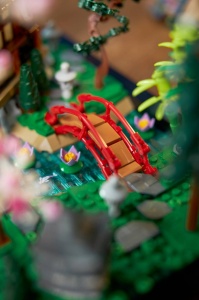 LEGO ICONS GRADINA SERENA 10315 - Img 4