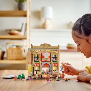 LEGO FRIENDS RESTAURANT SI SCOALA DE GASTRONOMIE 42655 - Img 2