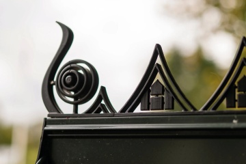 Creasta Halls ICON