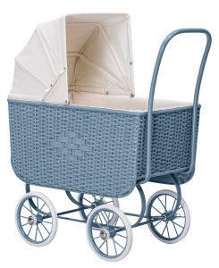 carucior retro pentru papusi byastrup
