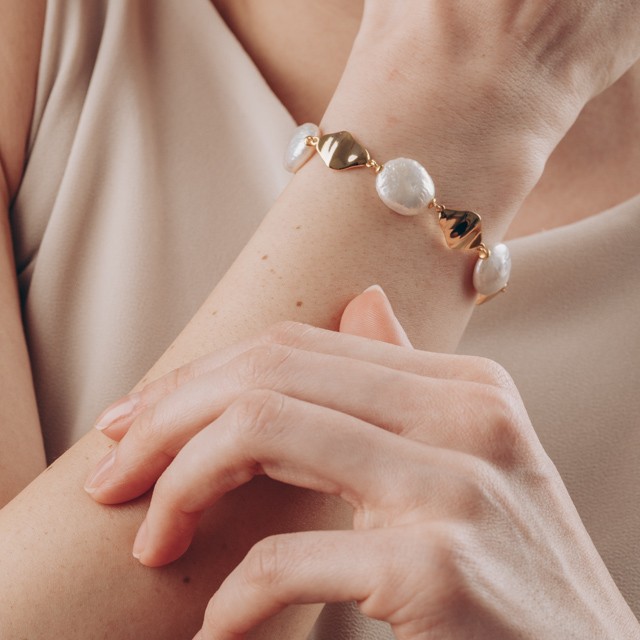 Perlen Armbänder