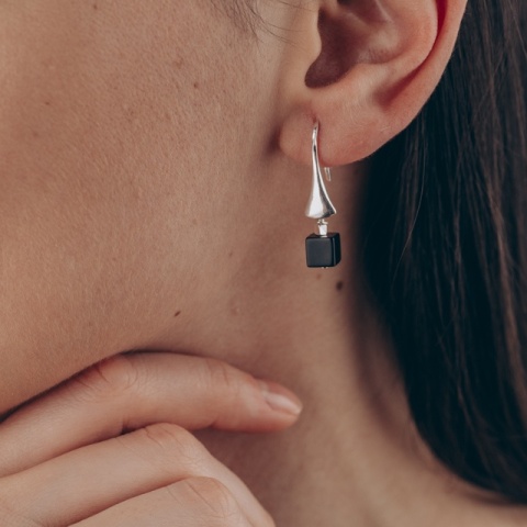 925er Sterling Silber Ohrringe mit schwarzem Onyx und Kopfmontage - moderner Kontrast und minimalistische Eleganz - Img 5