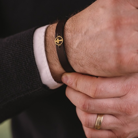 Brățară Bărbați Piele cu Cruce Aur 14K Personalizată – Model Protecție