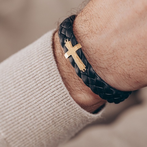 Brățară Bărbați Piele cu Cruce Aur 14K Personalizată – Rugăciunea Tatăl Nostru
