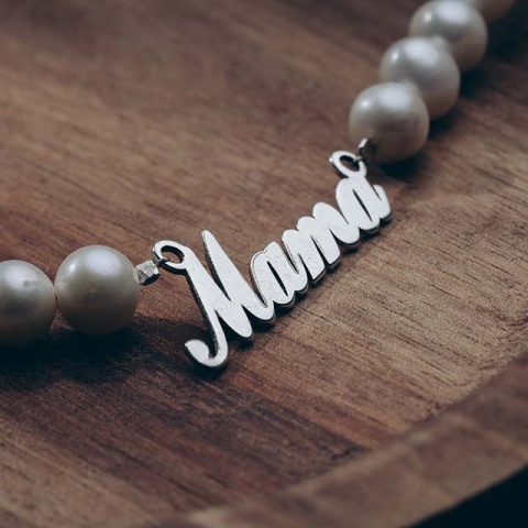 Elegante Perlenkette mit persönlichem Text aus Sterlingsilber - Img 2