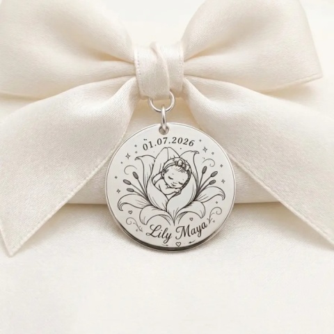 Cadou de botez personalizat cu bebeluș în floare din argint 925