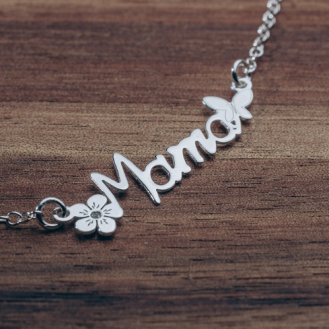 Colier din Argint cu Pandantiv „Mama” – Cadoul Perfect pentru Oameni Dragi - Img 2