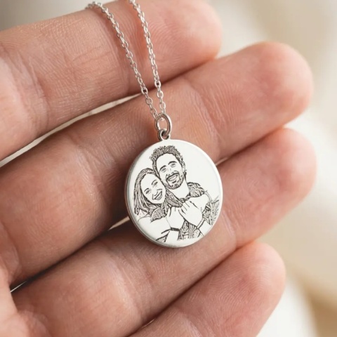 Colier personalizat din argint 925 cu bănuț de 20 mm gravat cu mesaj și dată